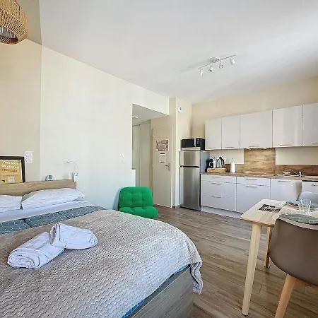 Chaleureux Et Lumineux - Centre Blatin B Appartement