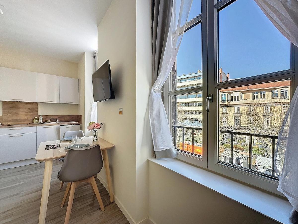 Chaleureux Et Lumineux - Centre Blatin B Appartement *
